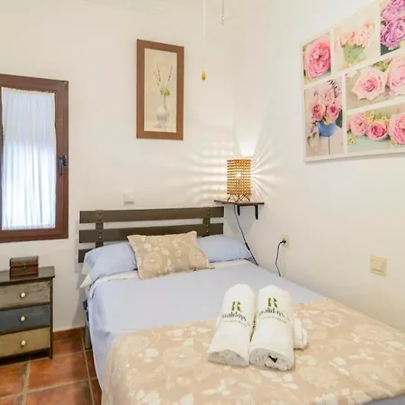 Espina Rural By Ruralidays Holiday home Almogia